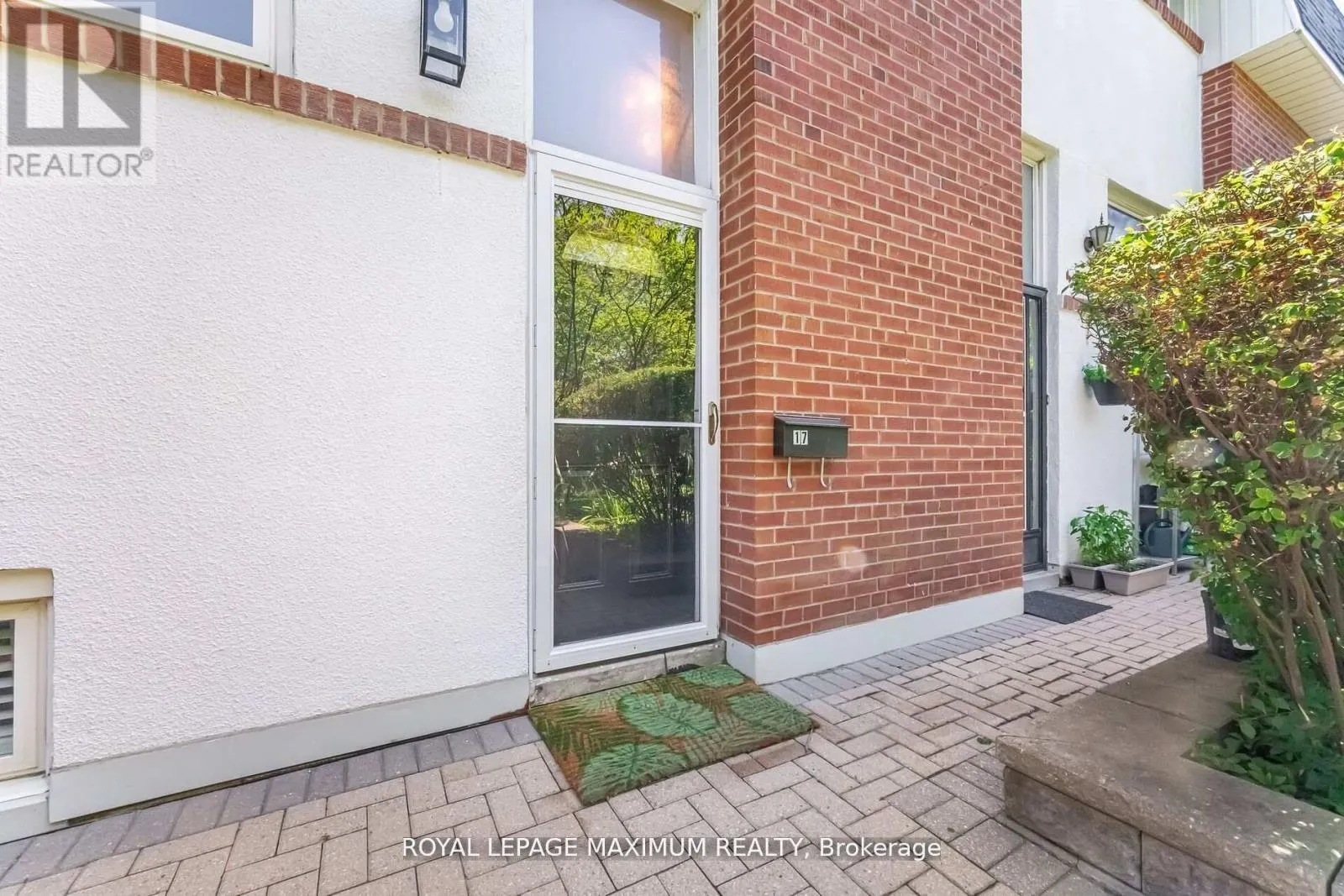 17 - 90 GEORGE HENRY BOULEVARD