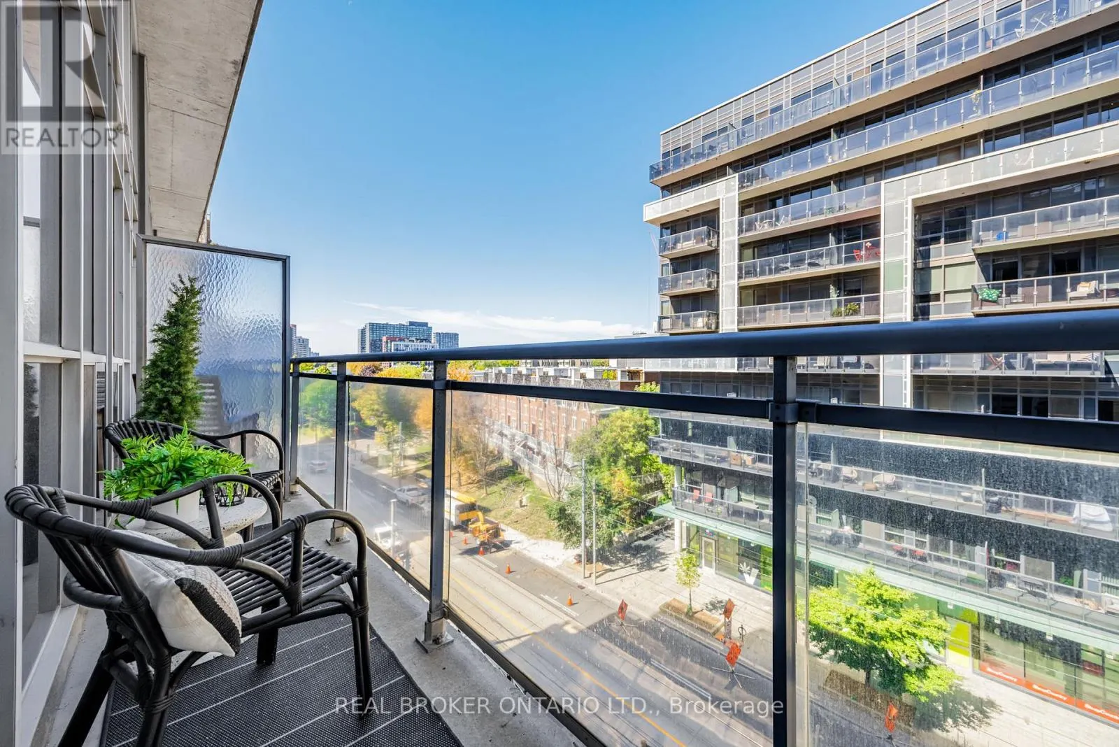 612 - 1029 KING STREET W