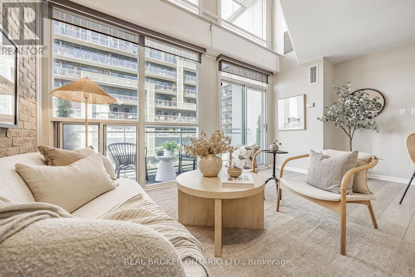 612 - 1029 KING STREET W