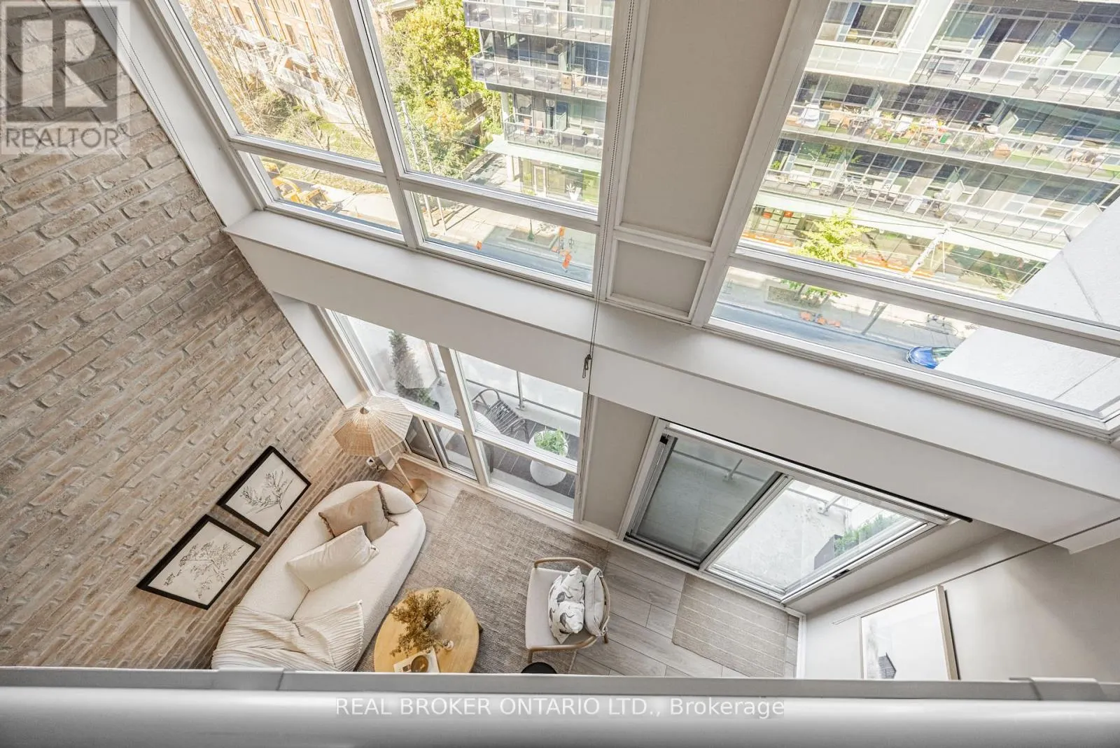 612 - 1029 KING STREET W