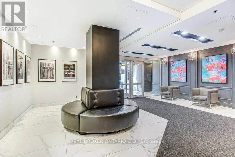 612 - 1029 KING STREET W