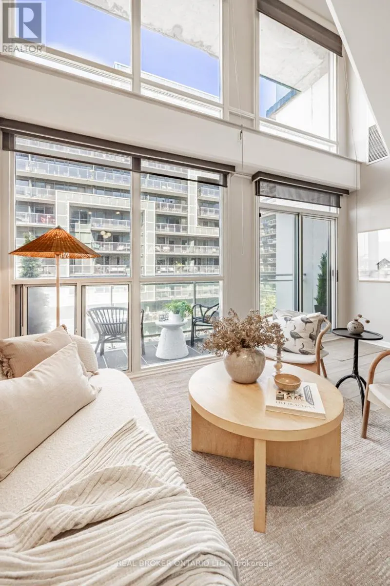 612 - 1029 KING STREET W