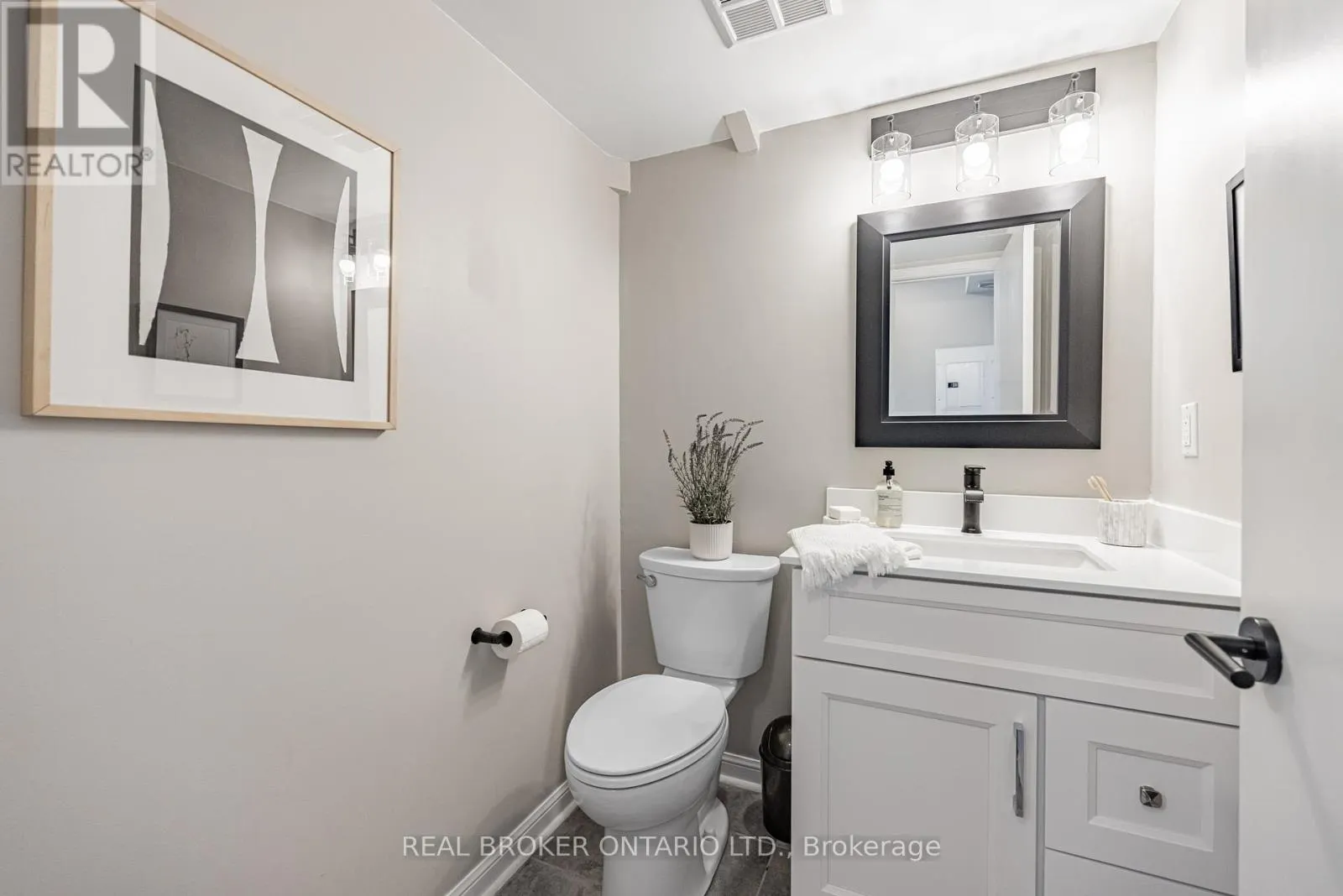 612 - 1029 KING STREET W
