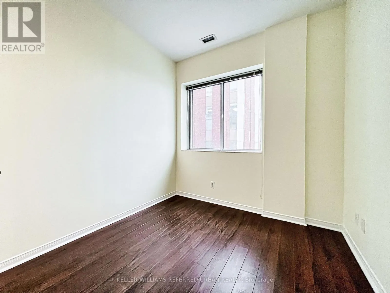 406 - 600 EGLINTON AVENUE E