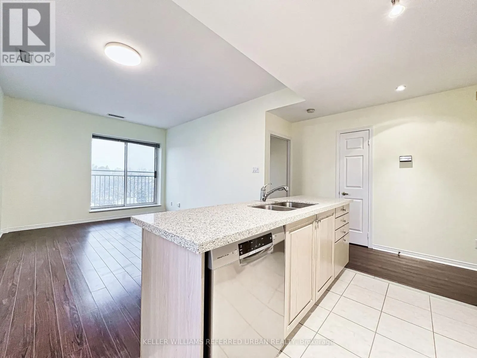 406 - 600 EGLINTON AVENUE E