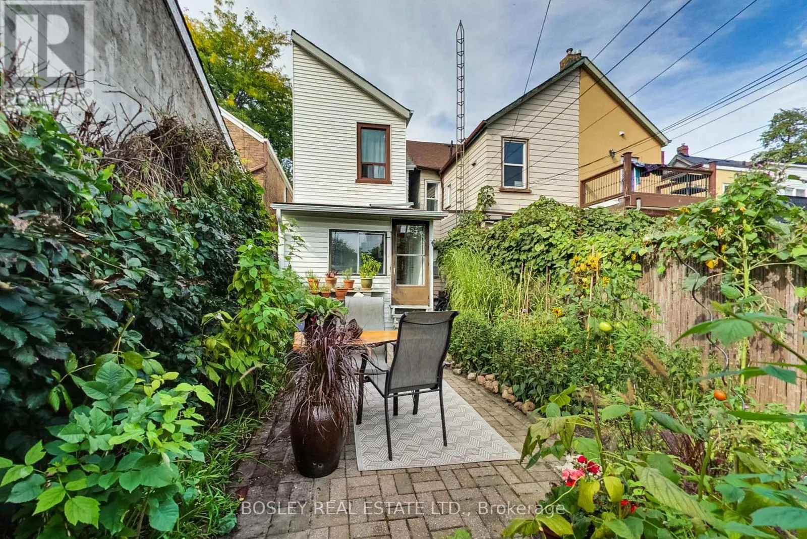 127 LINDSEY AVENUE