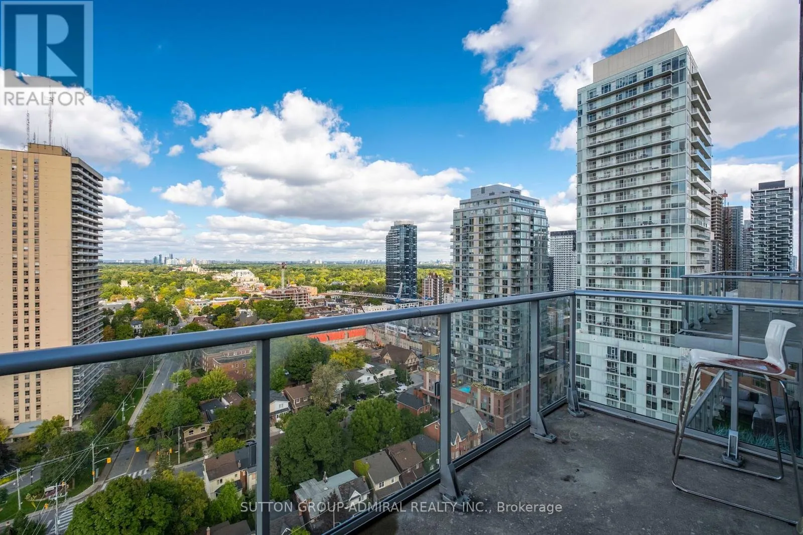 PH02 - 58 ORCHARD VIEW BLVD., TORONTO BOULEVARD