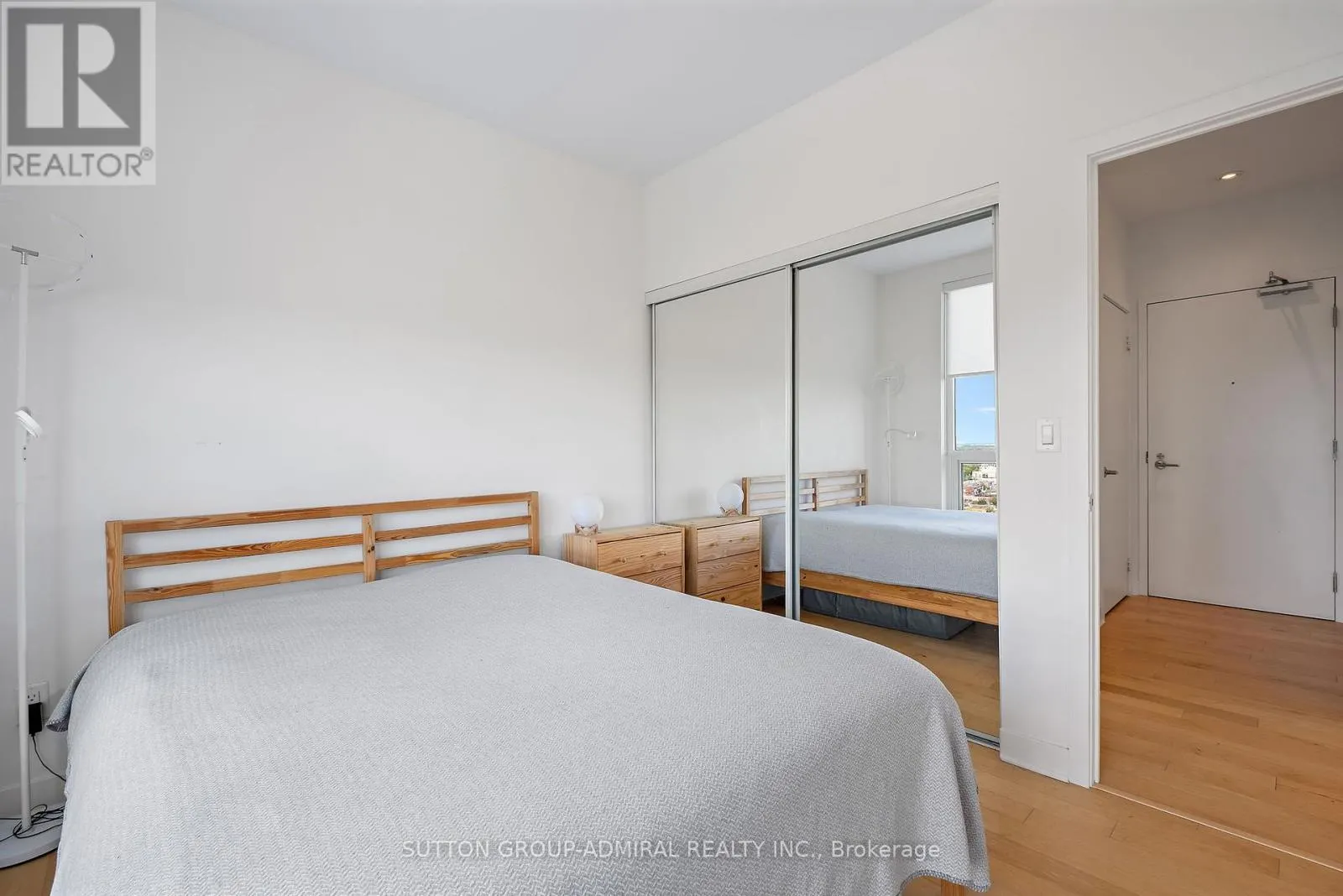 PH02 - 58 ORCHARD VIEW BLVD., TORONTO BOULEVARD
