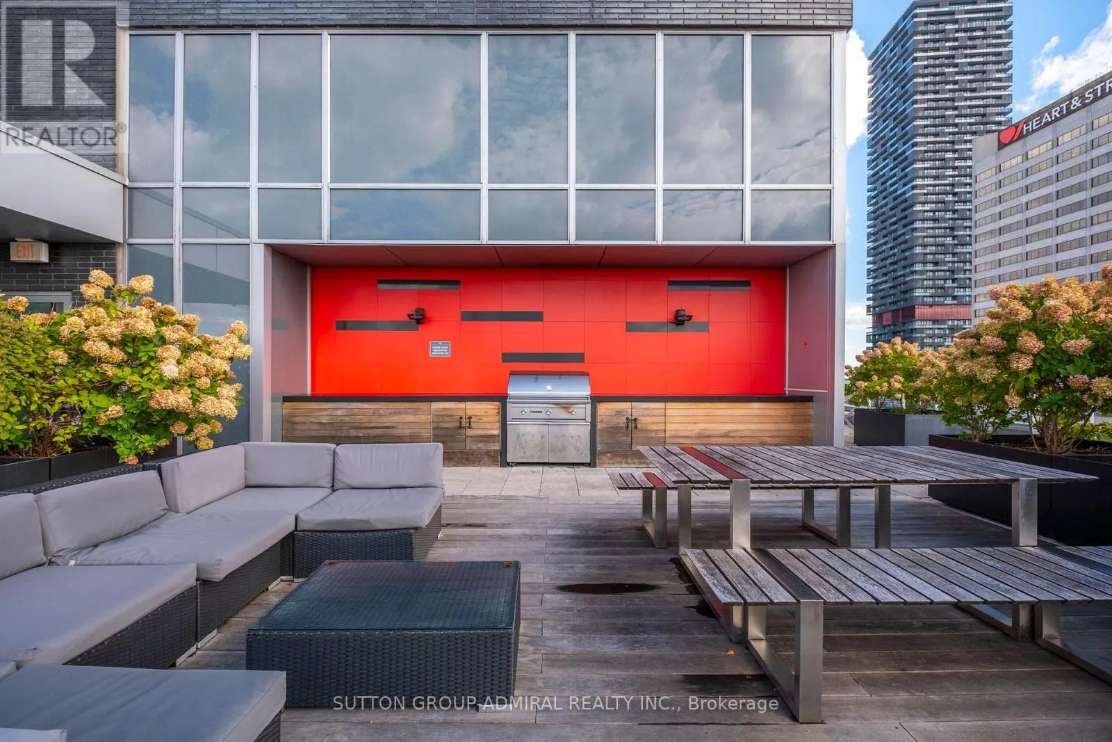 PH02 - 58 ORCHARD VIEW BLVD., TORONTO BOULEVARD