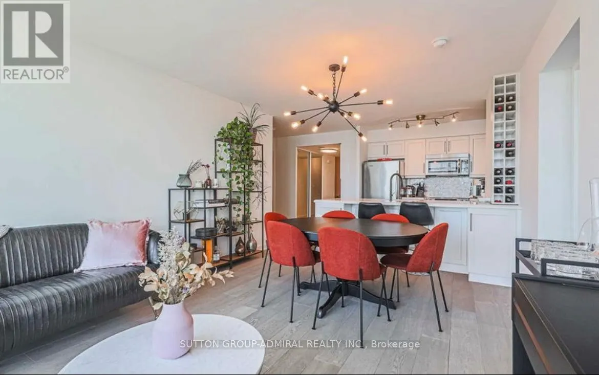 1911 - 397 FRONT STREET W