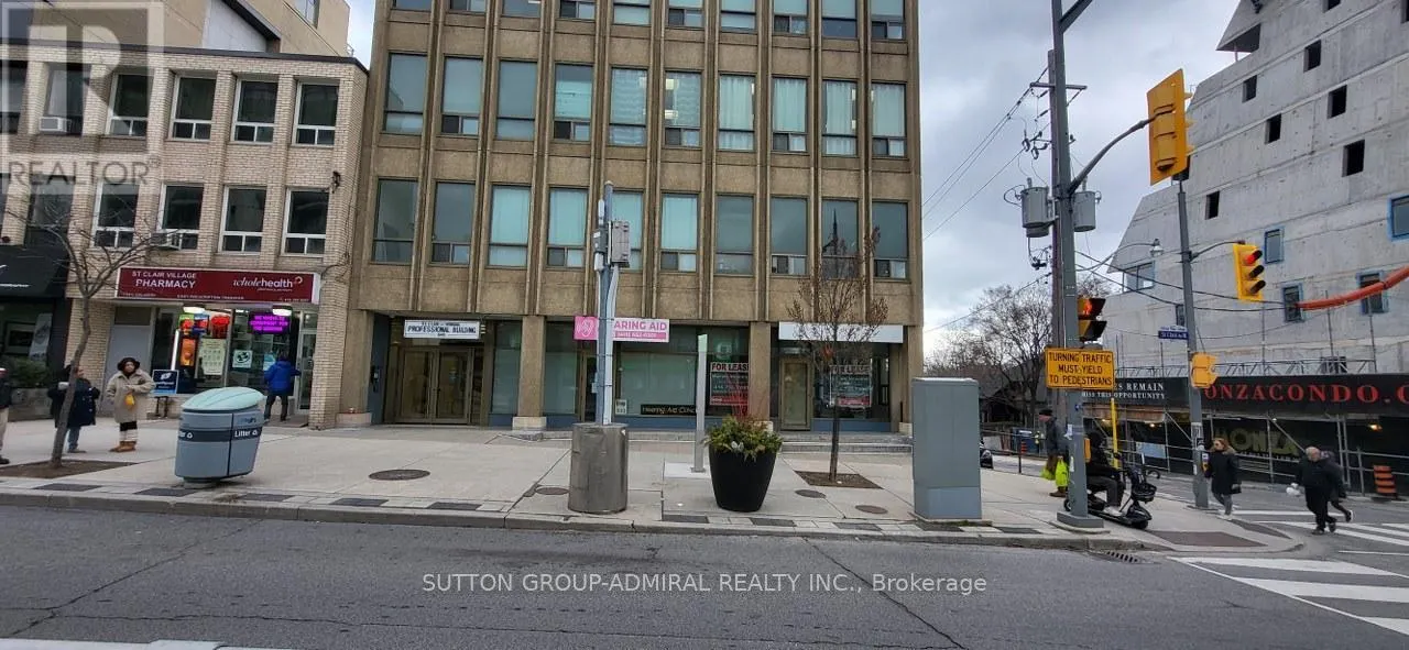204 - 845 ST CLAIR AVENUE W