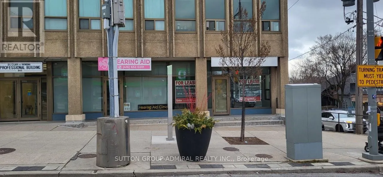 204 - 845 ST CLAIR AVENUE W
