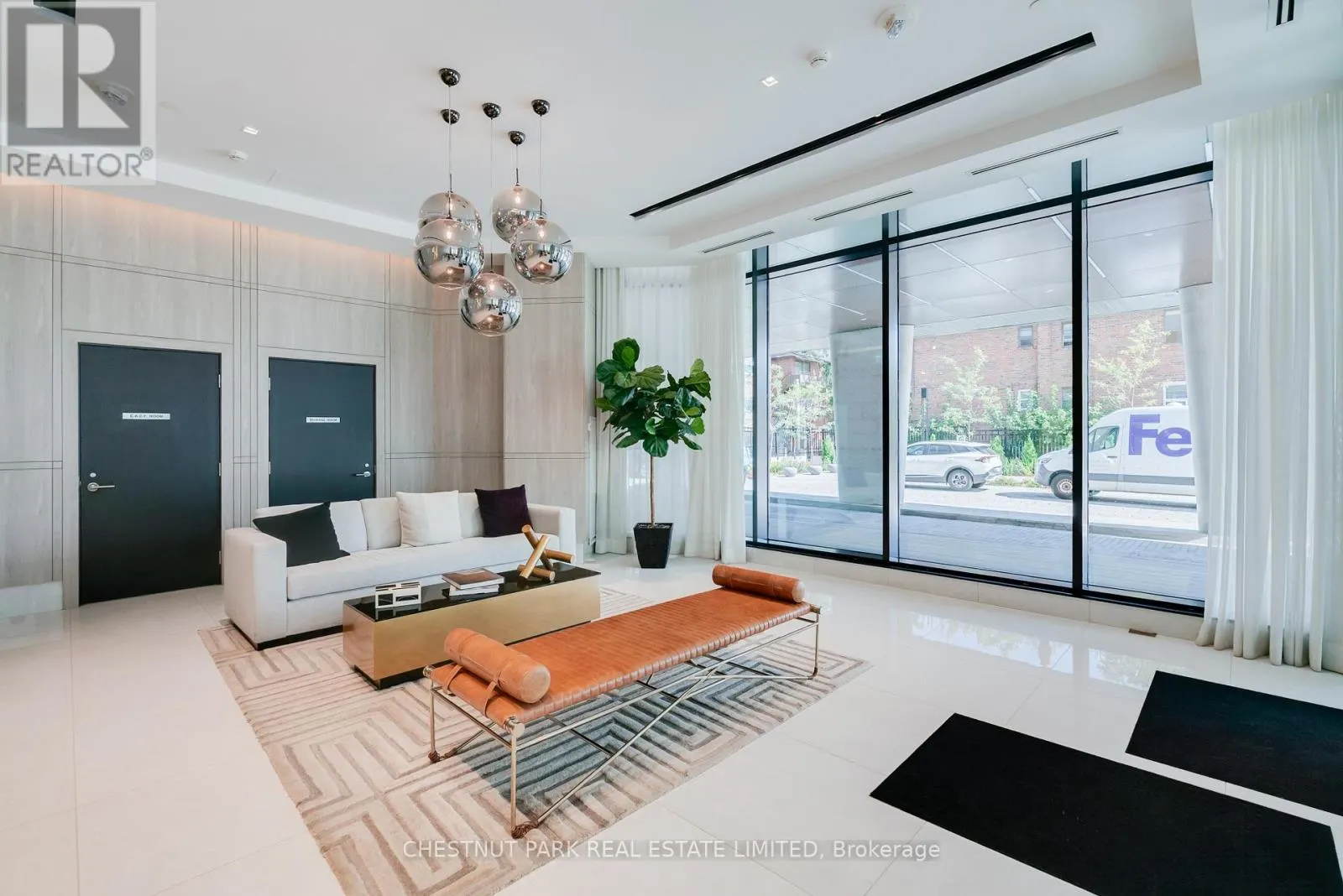 406 - 250 LAWRENCE AVENUE W