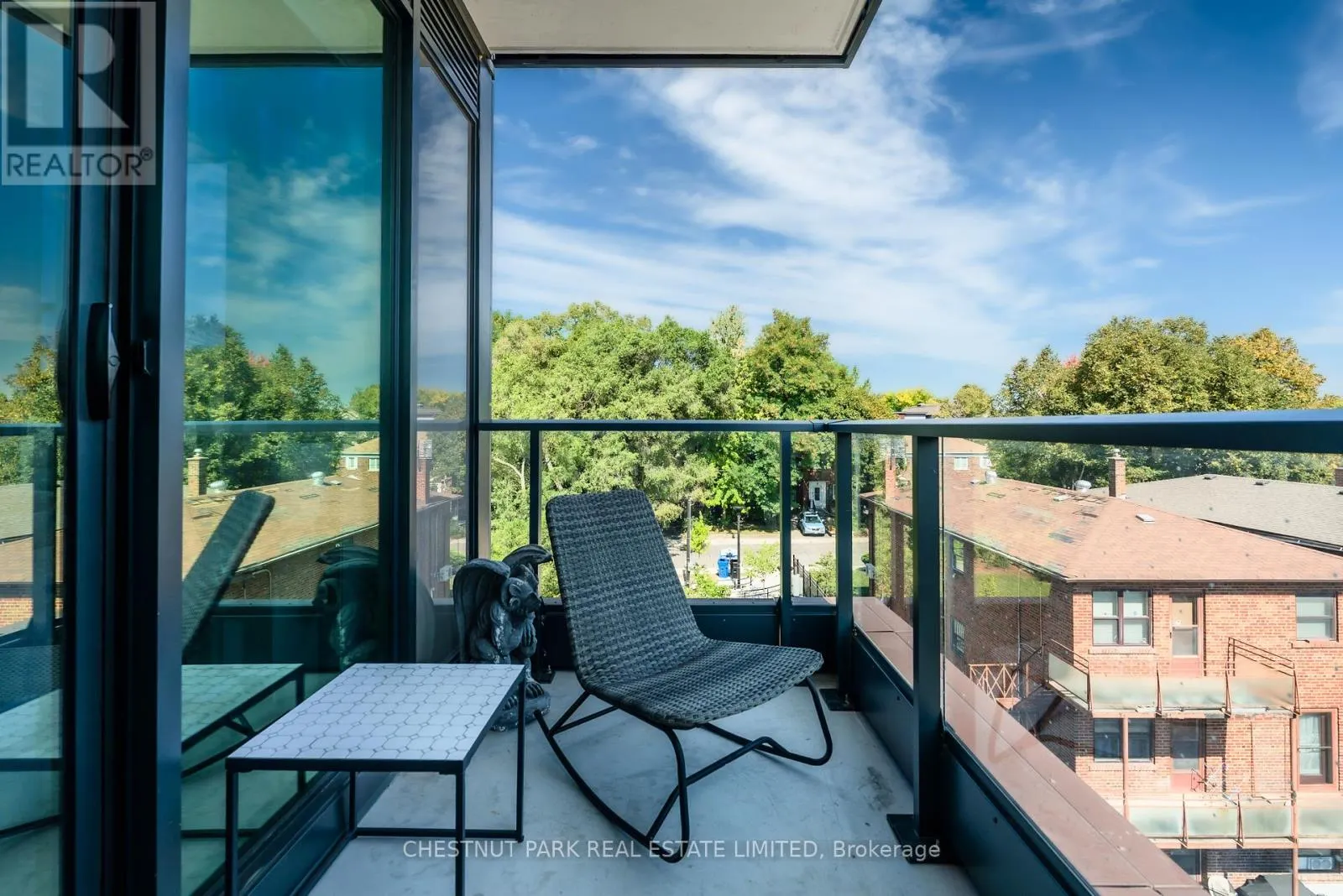406 - 250 LAWRENCE AVENUE W