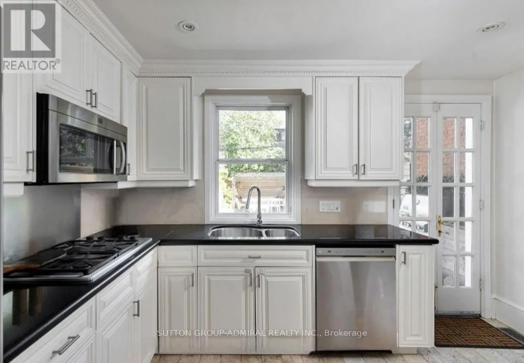 51 BOSWELL AVENUE
