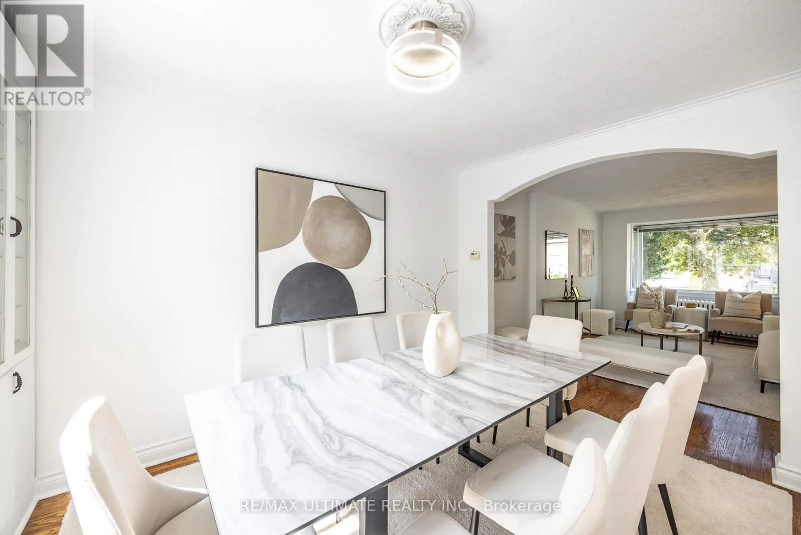 221 DONLEA DRIVE