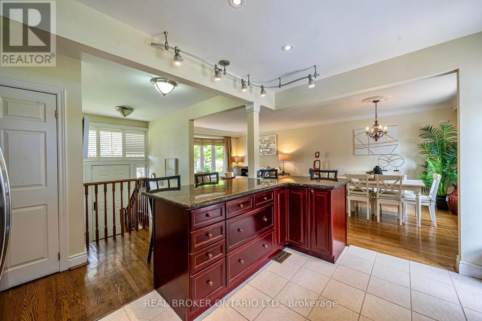 15 CARONPORT CRESCENT