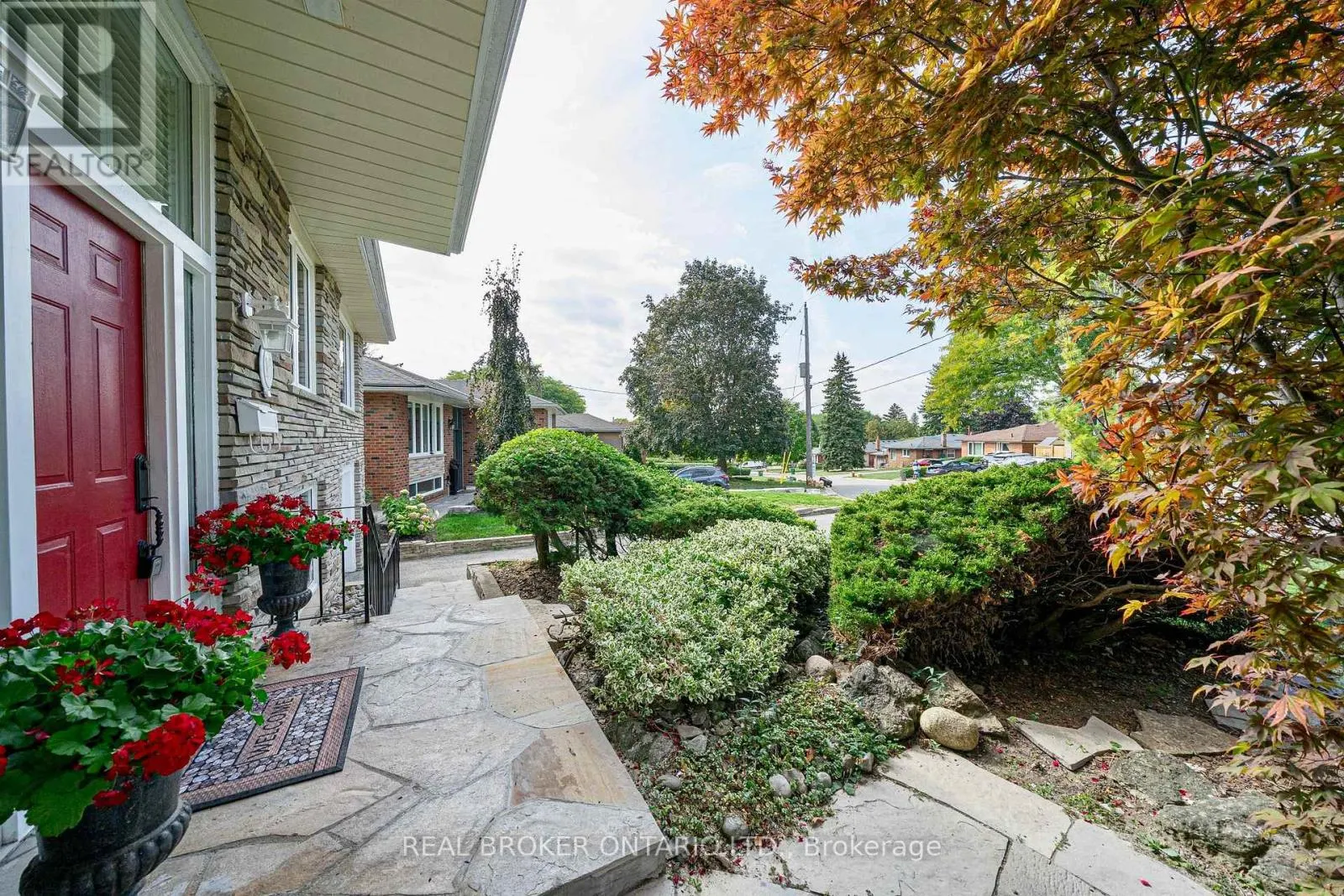 15 CARONPORT CRESCENT