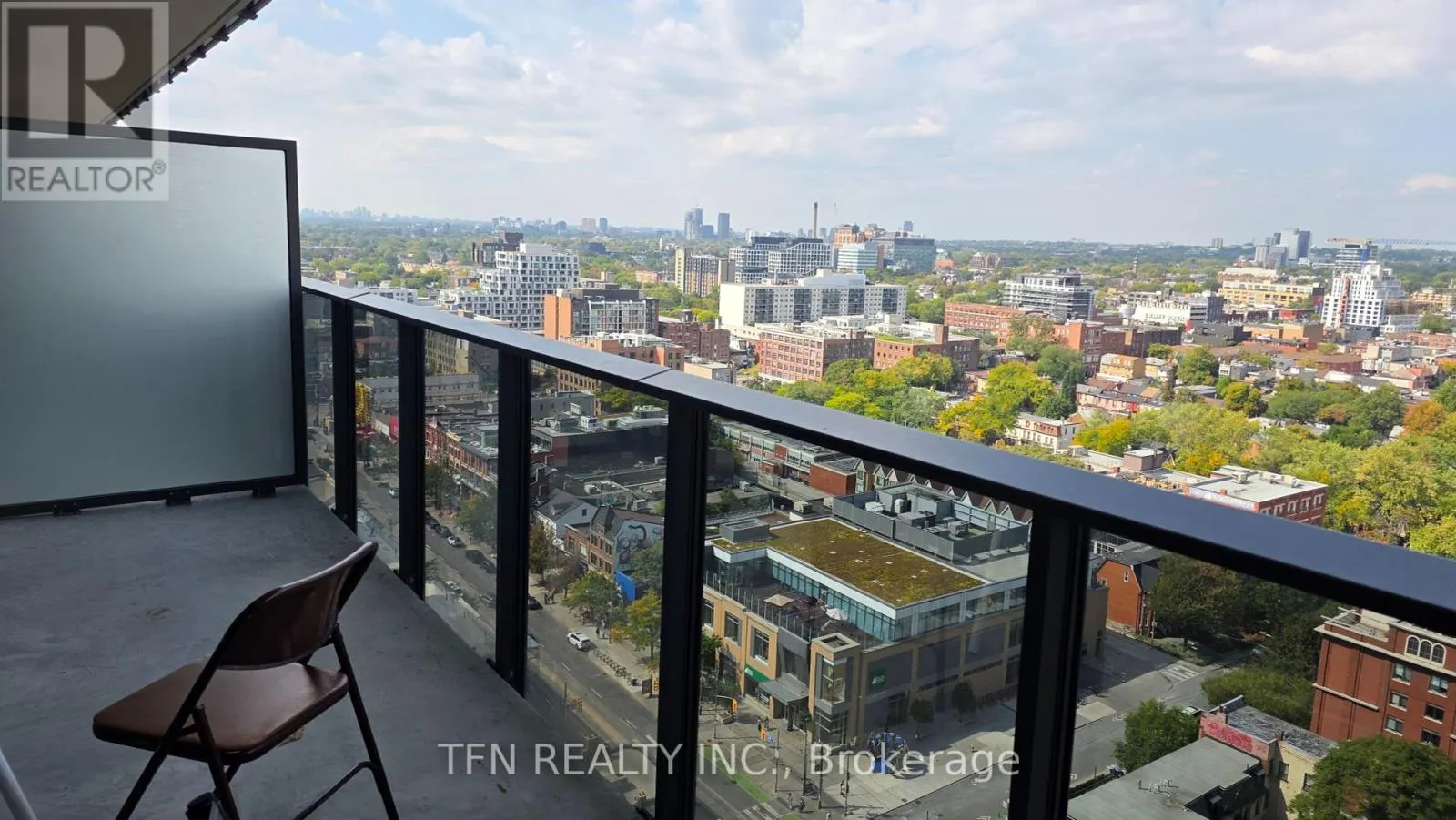 2312 - 330 RICHMOND STREET W