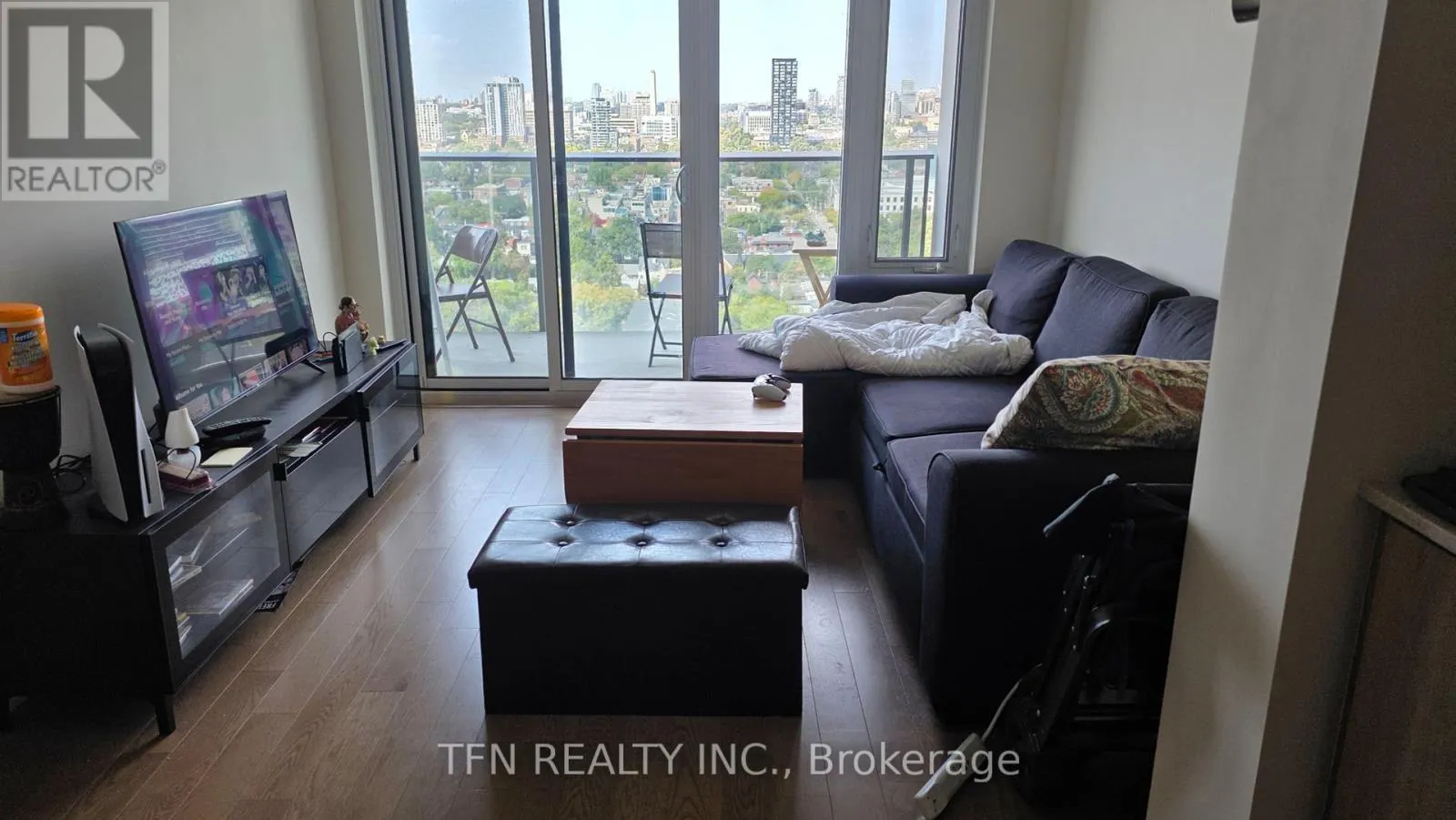 2312 - 330 RICHMOND STREET W