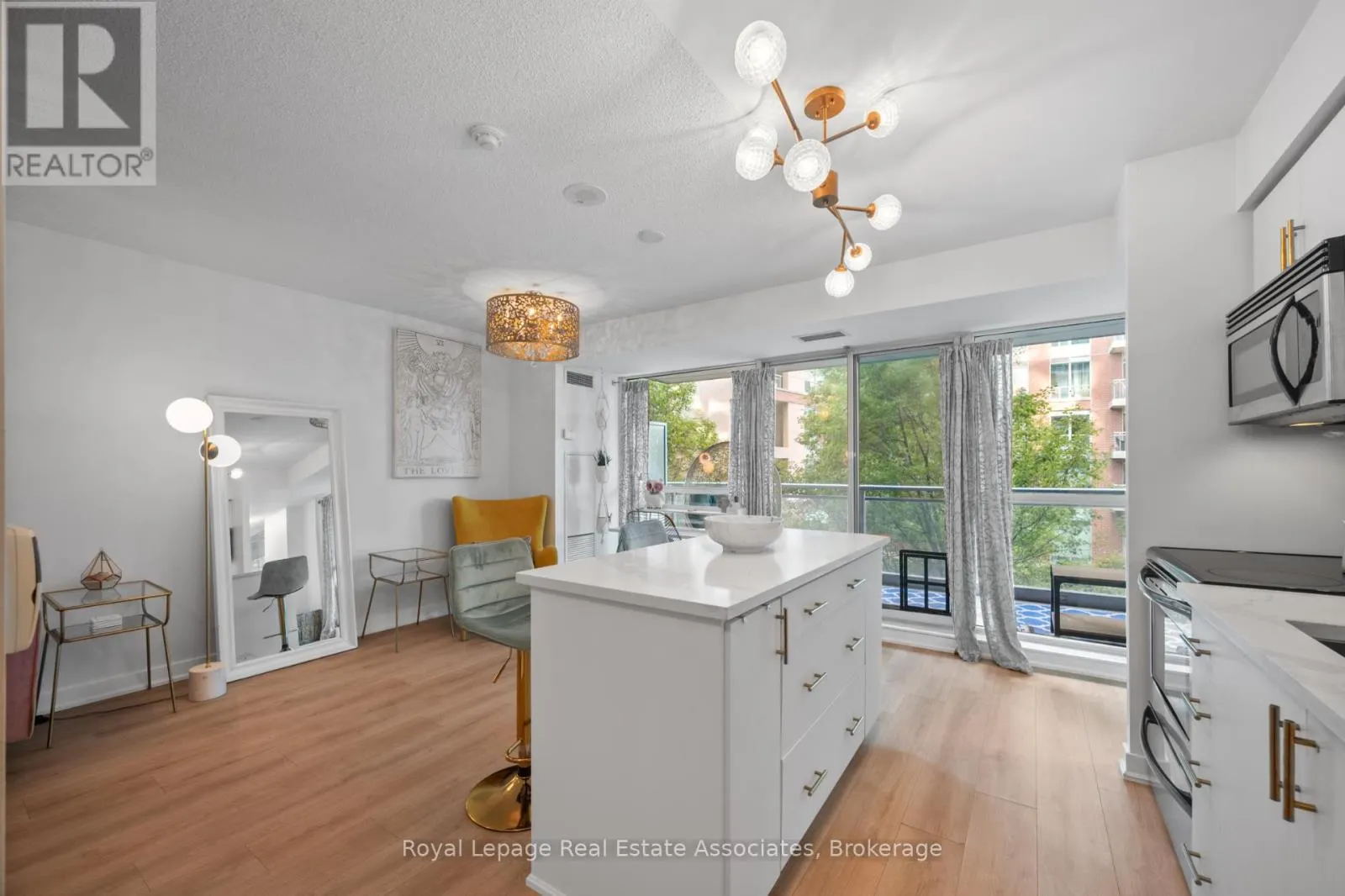 222 - 80 WESTERN BATTERY ROAD