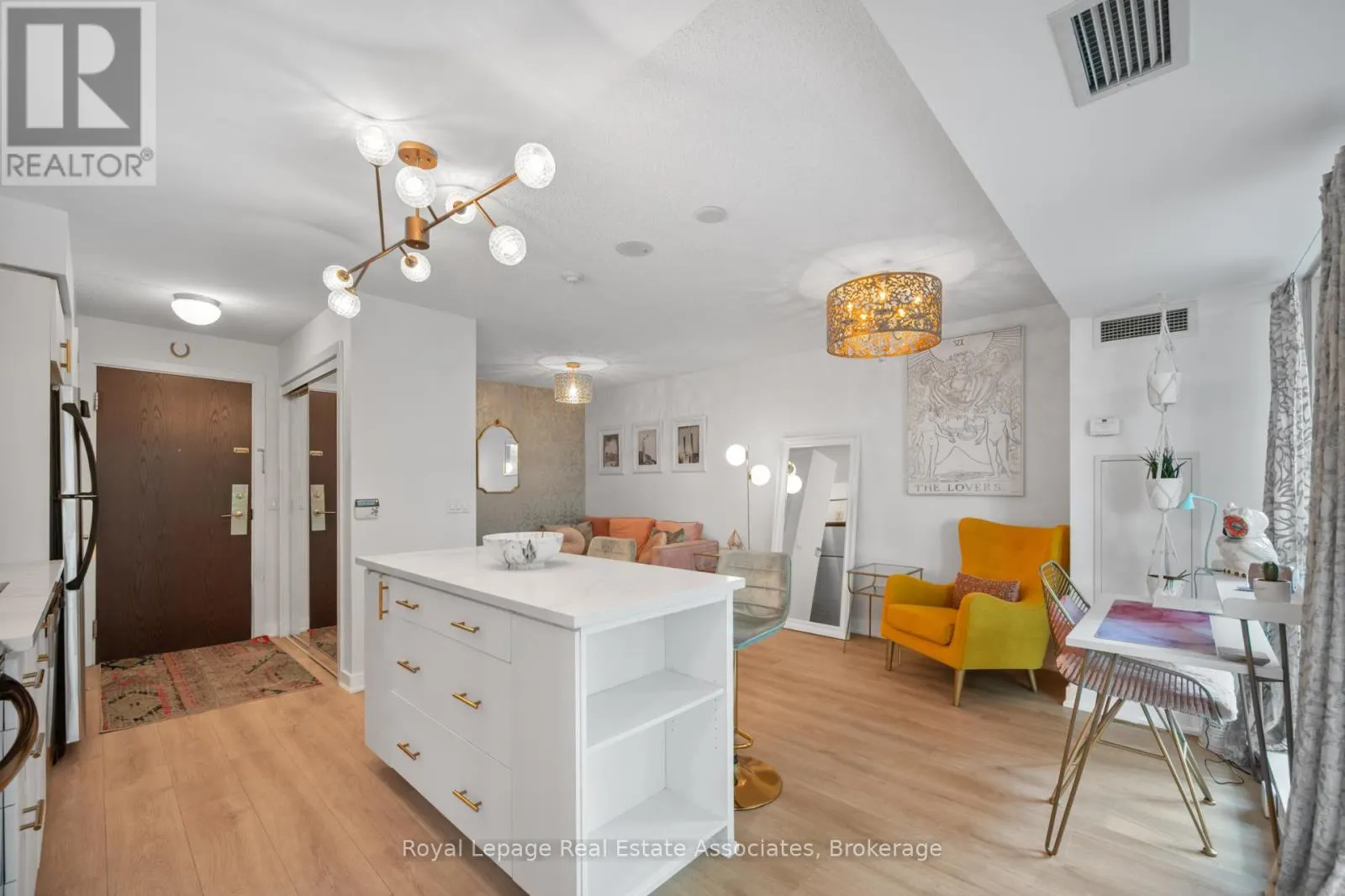 222 - 80 WESTERN BATTERY ROAD