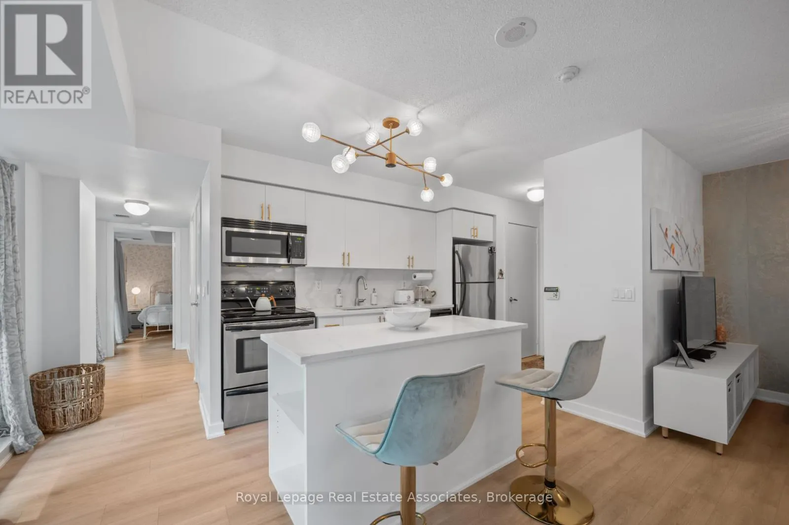222 - 80 WESTERN BATTERY ROAD