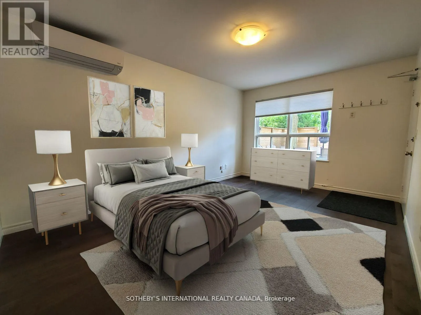 #1 - 1458 BAYVIEW AVENUE
