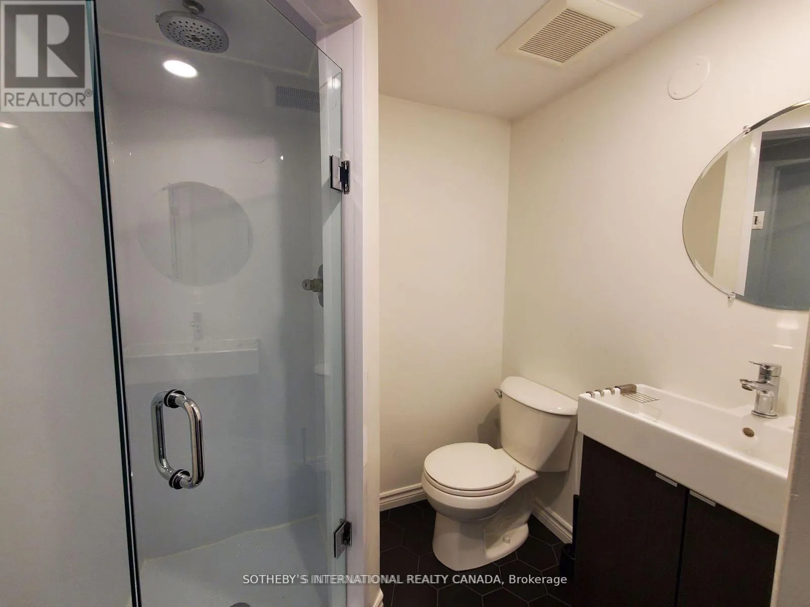 #1 - 1458 BAYVIEW AVENUE