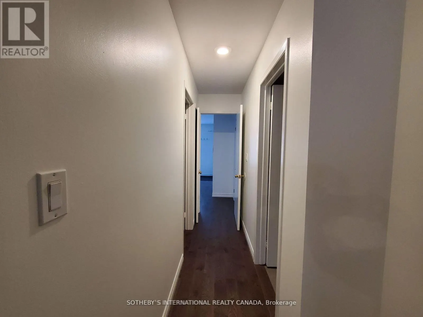 #1 - 1458 BAYVIEW AVENUE