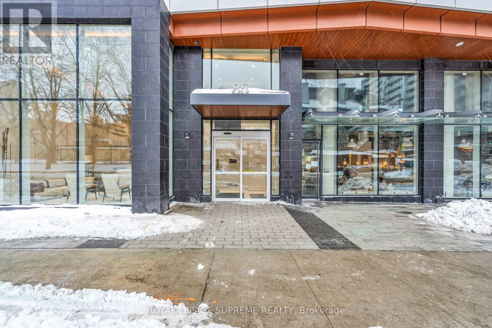 1711 - 85 WOOD STREET