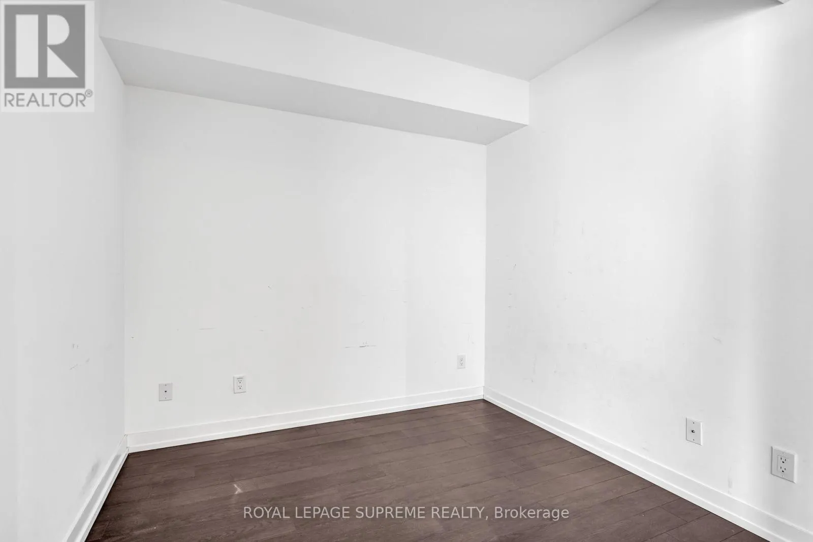 1711 - 85 WOOD STREET