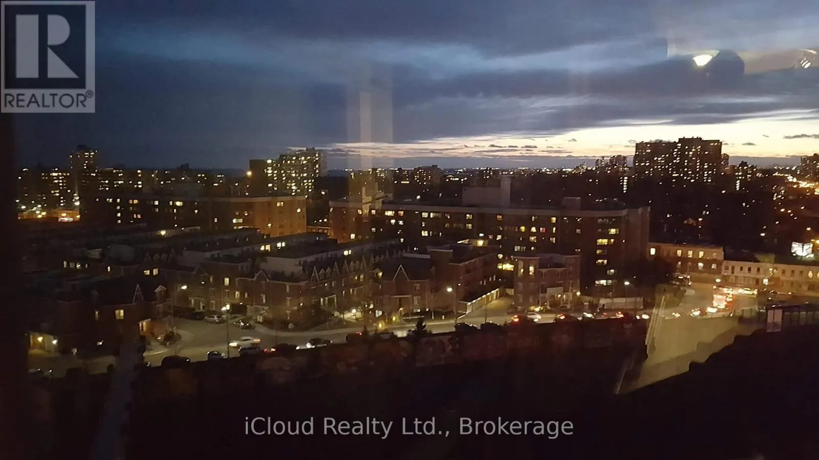 1212 - 1171 QUEEN STREET W