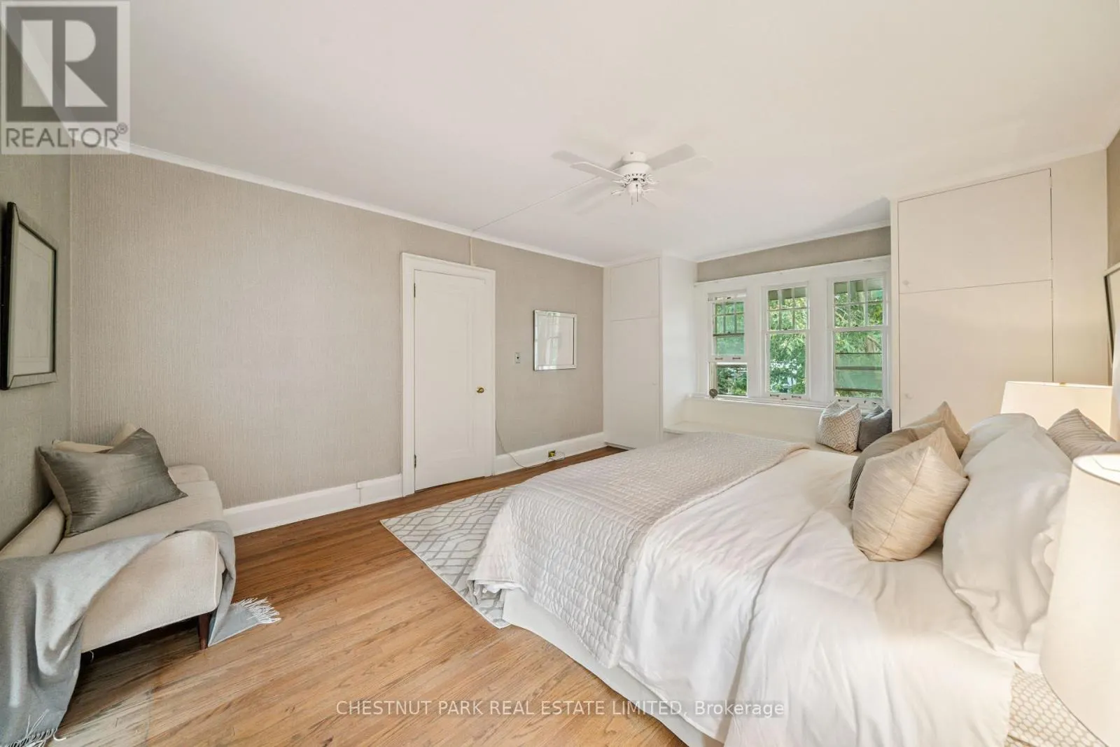 36 GLENVIEW AVENUE