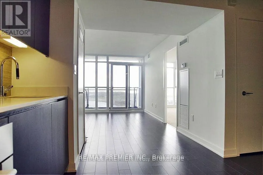 2908 - 15 ICEBOAT TERRACE