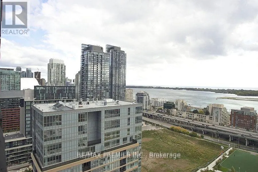2908 - 15 ICEBOAT TERRACE
