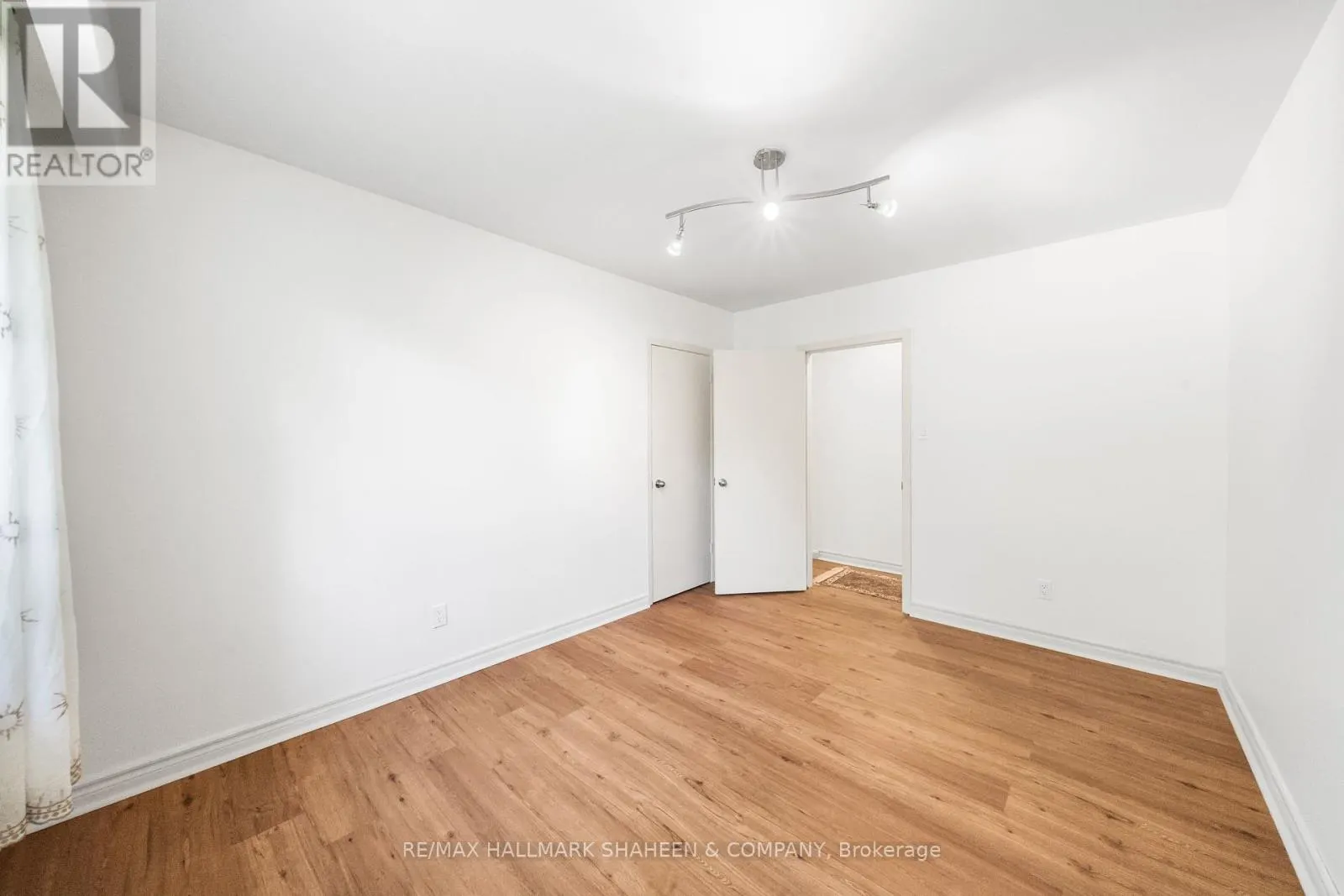 MAIN - 1015 WILLOWDALE AVENUE