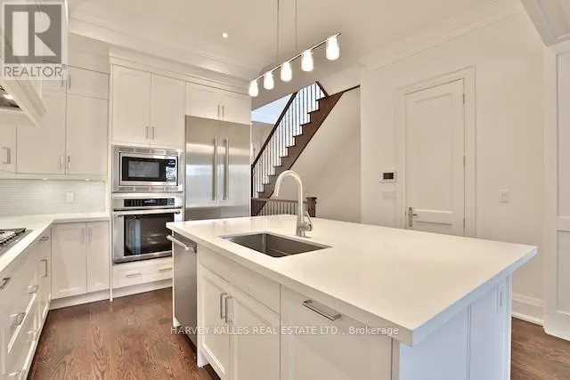 405B MELROSE AVENUE