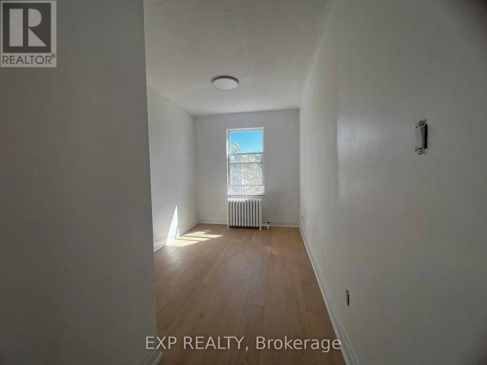 101 - 804A ST CLAIR AVENUE W