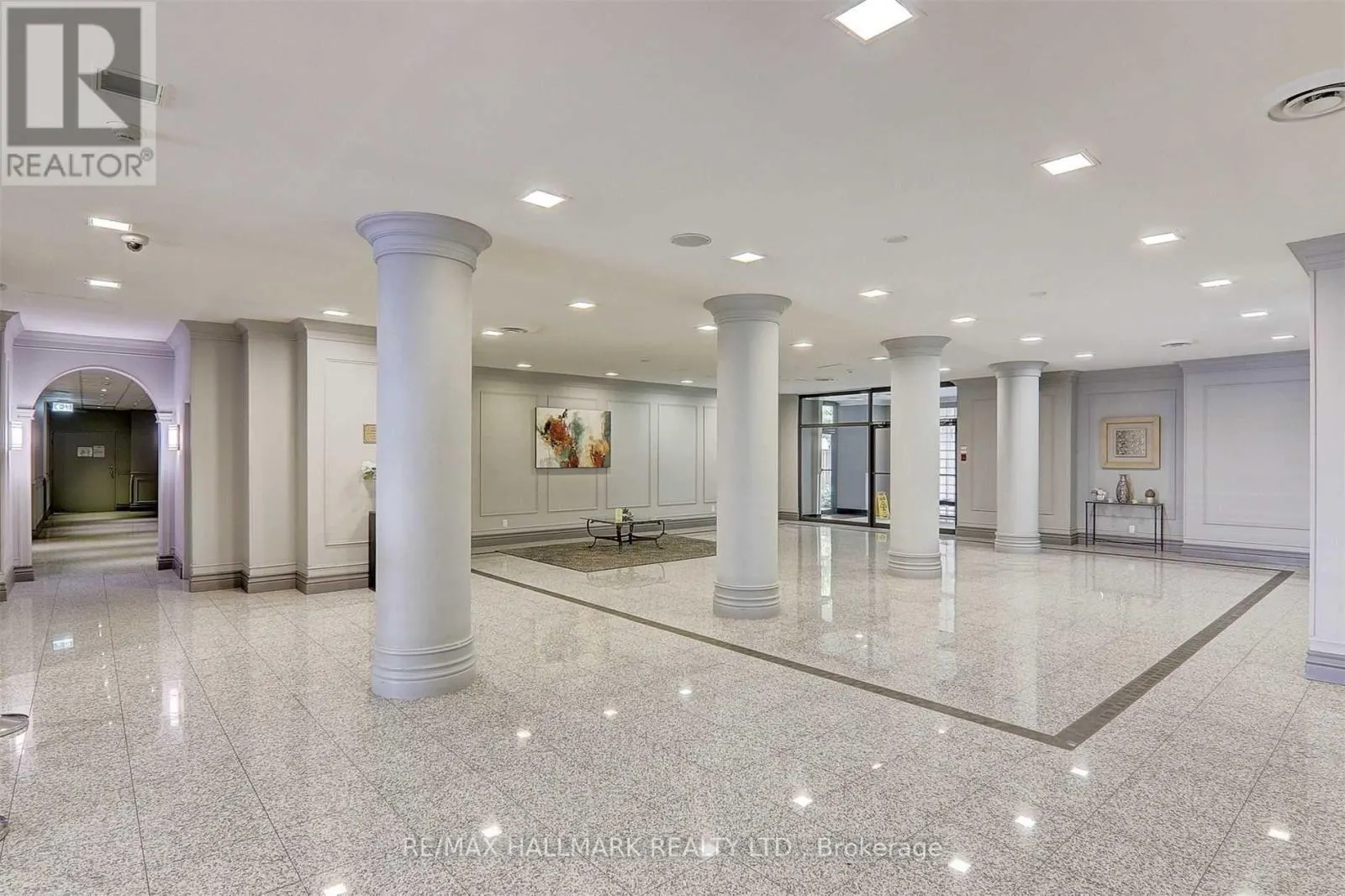 203 - 7 BISHOP AVENUE