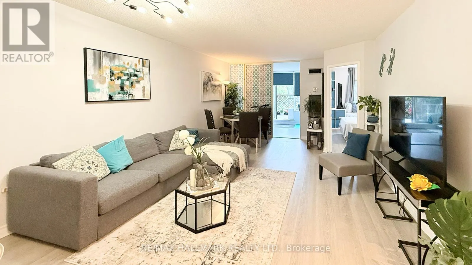 203 - 7 BISHOP AVENUE
