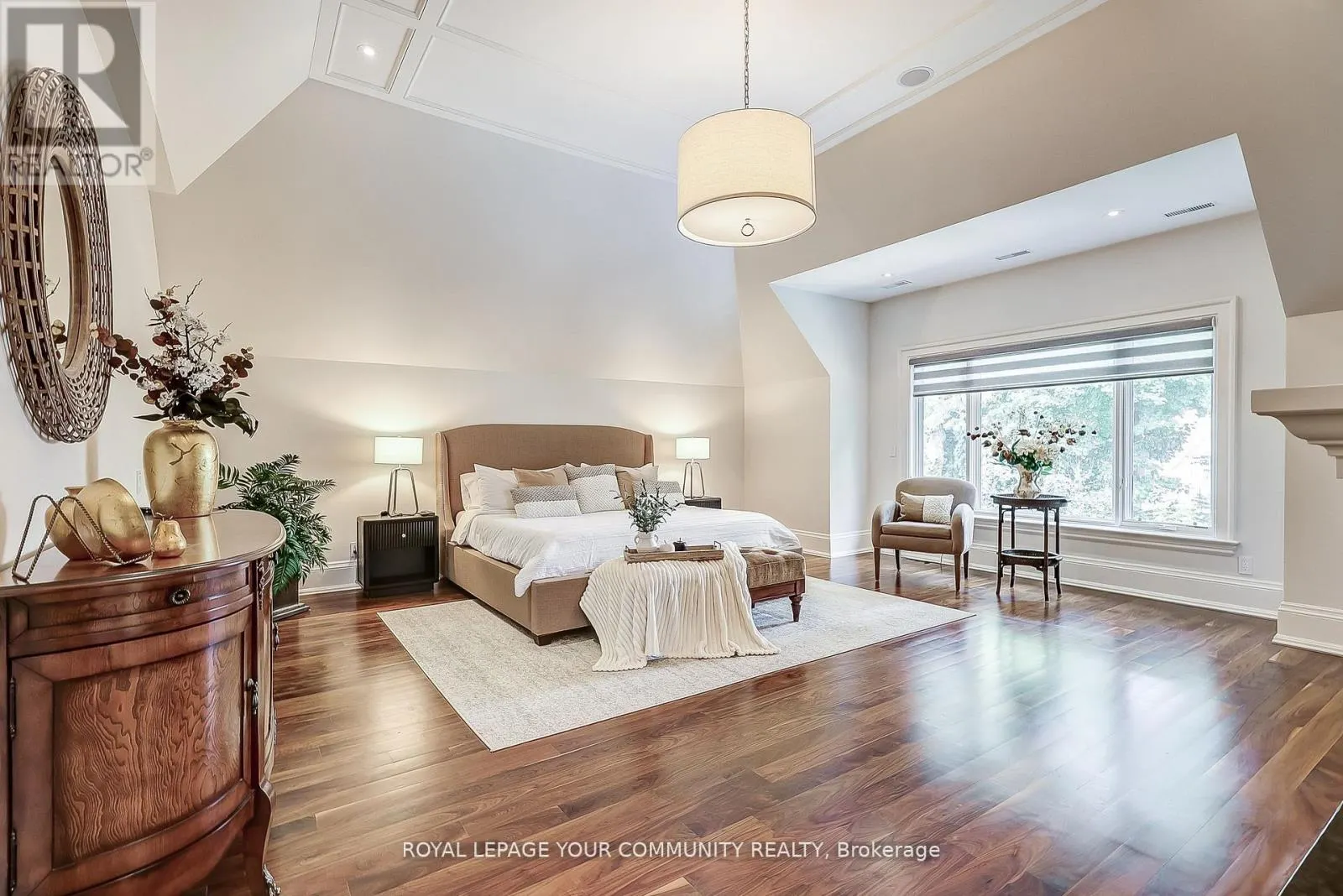 222 ST LEONARDS AVENUE