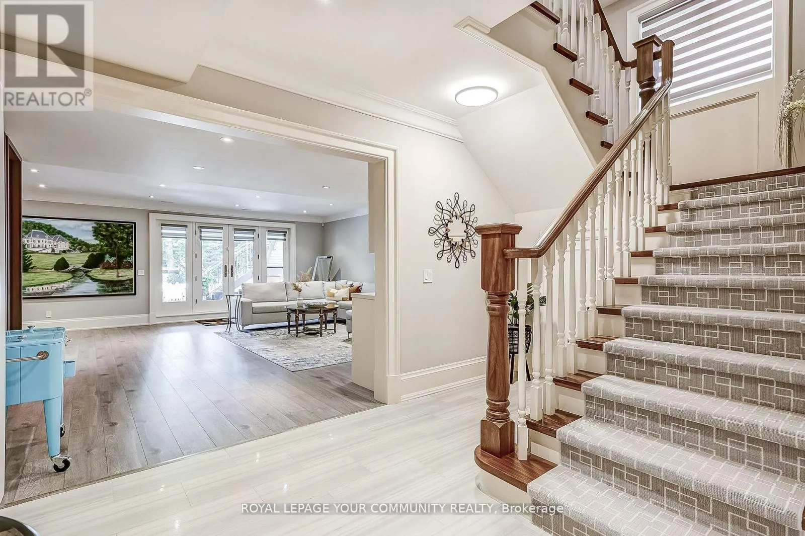 222 ST LEONARDS AVENUE
