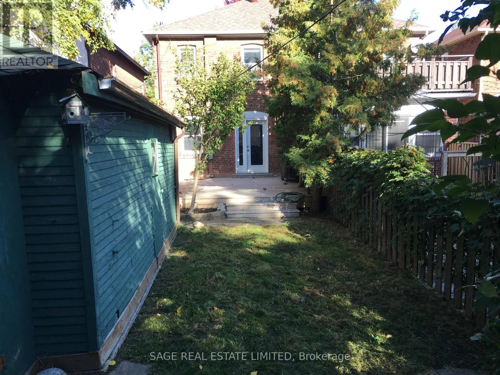 569 SOUDAN AVENUE