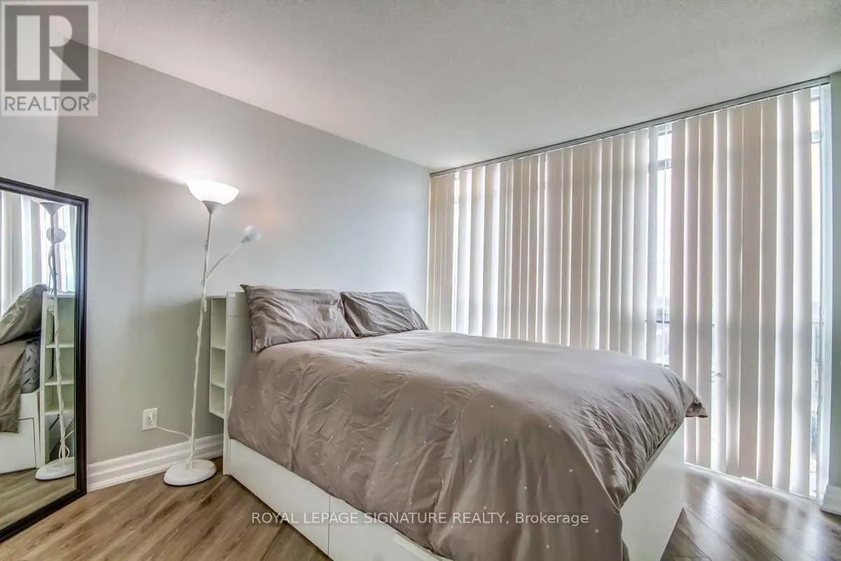 1703 - 28 HARRISON GARDEN BOULEVARD