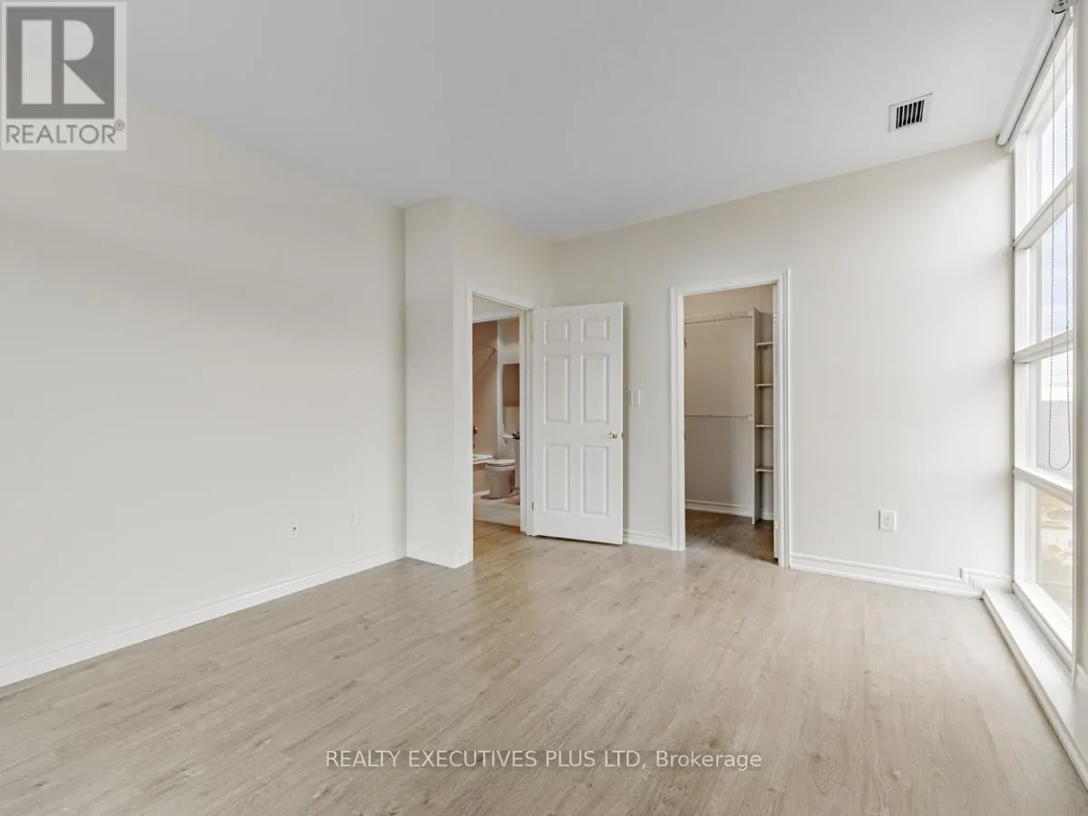 709 - 1 LEASIDE PARK DRIVE