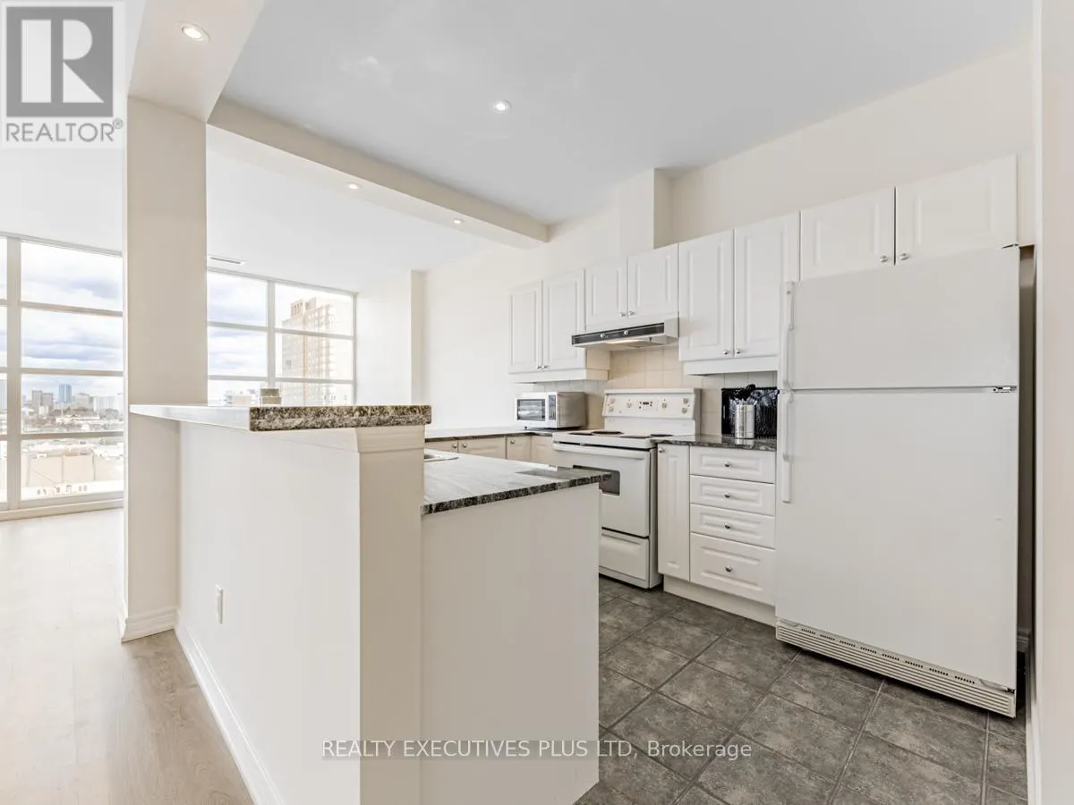 709 - 1 LEASIDE PARK DRIVE