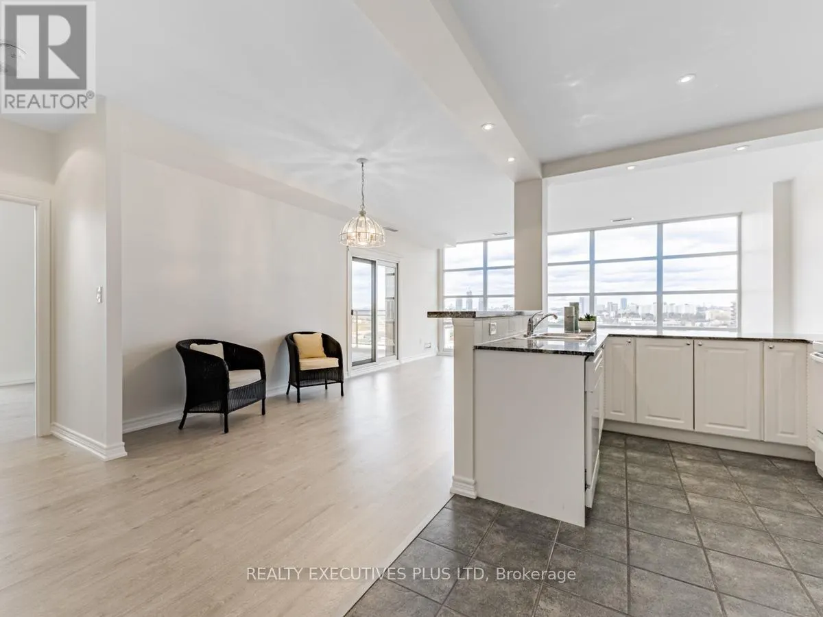 709 - 1 LEASIDE PARK DRIVE