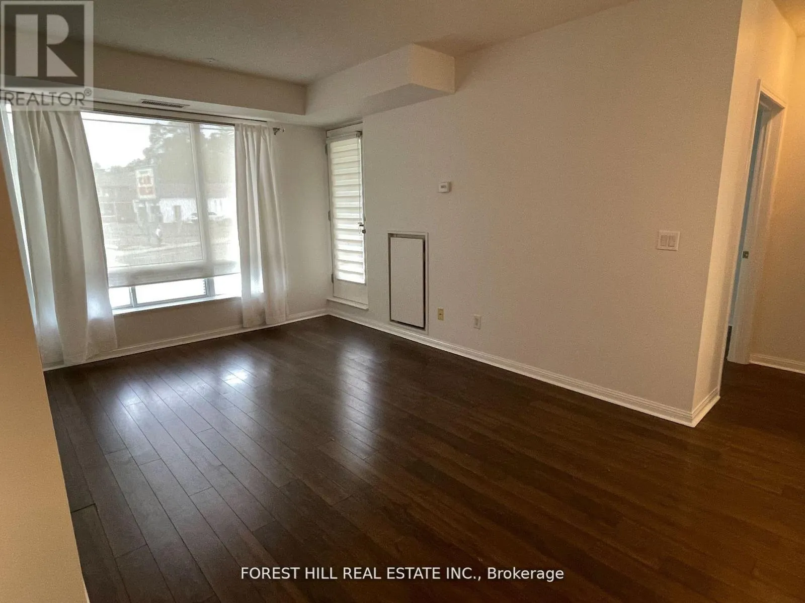 207 - 1801 BAYVIEW AVENUE