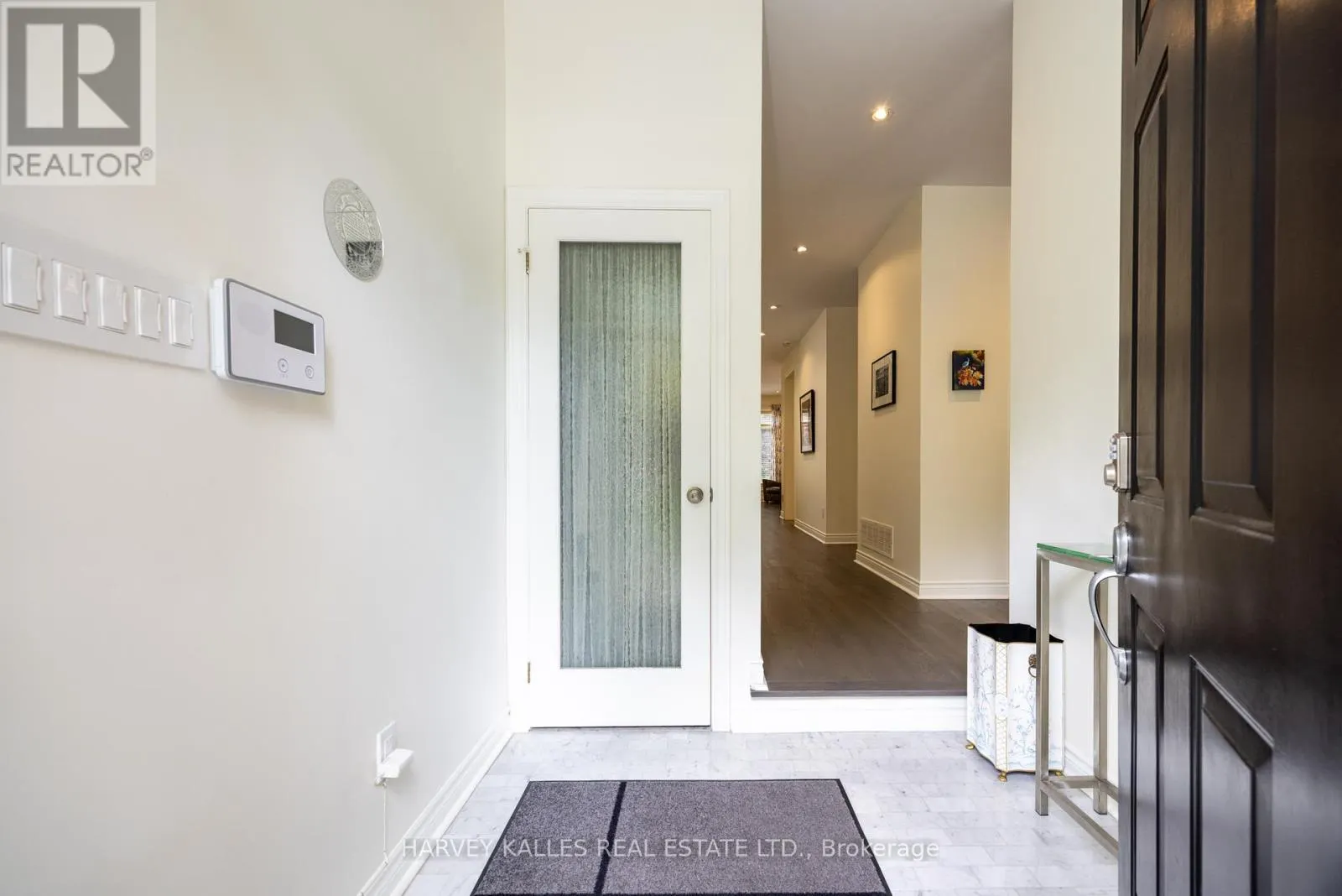 8 WEETWOOD STREET